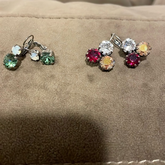Rhinestone earrings - Picture 1 of 3
